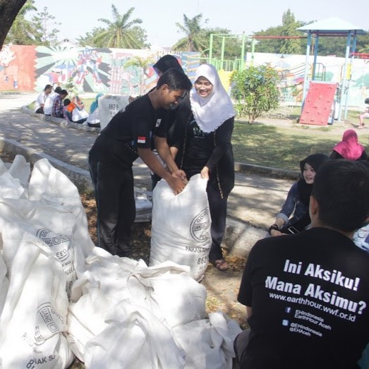 Merampok Sampah di Aceh